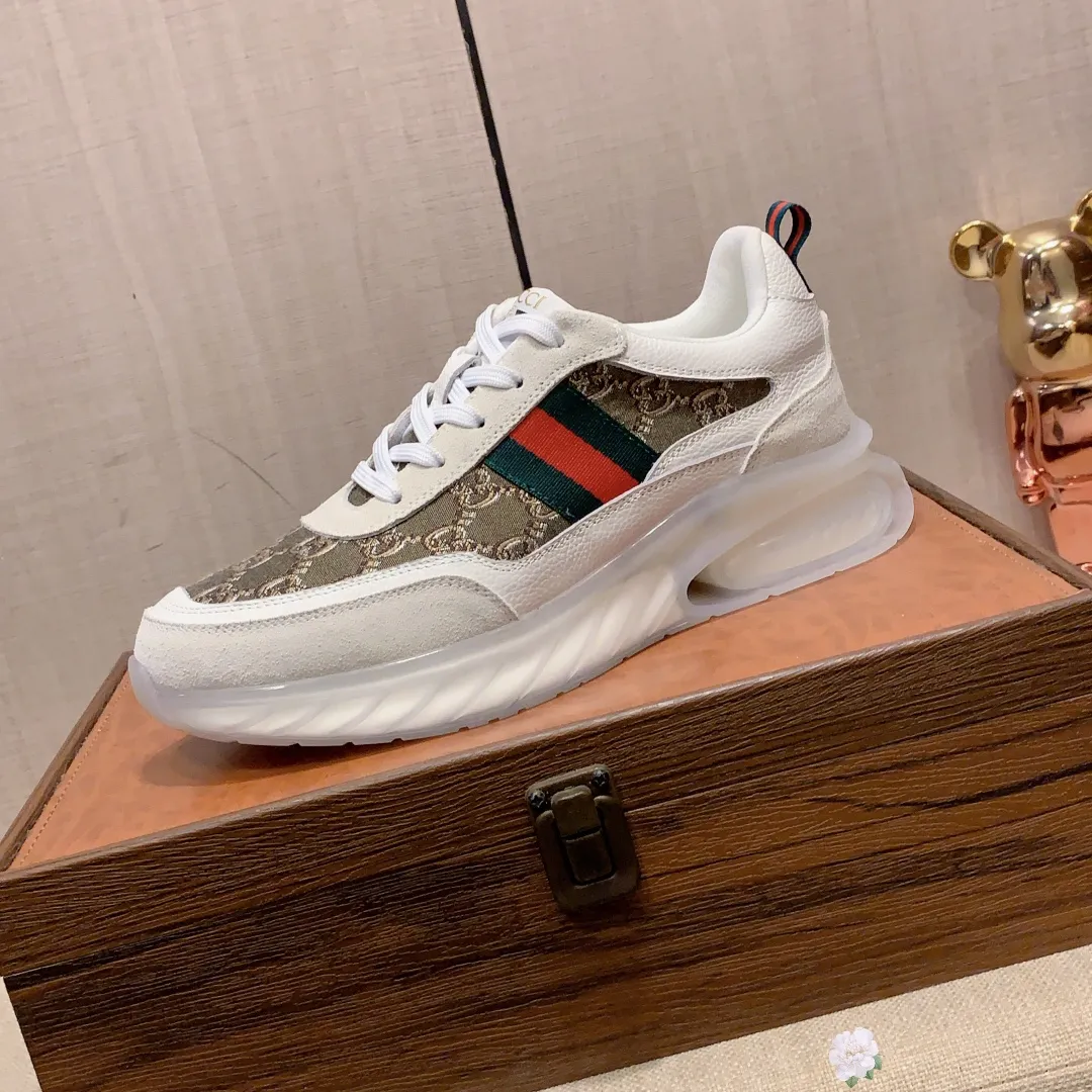 Men's men's shoes💰460💰💰🎩🎩[Lightning][Lightning] "Gucci*" The latest • popular casual shoes, top brand [seduce] luxury ~ purchasing agency, top ~ quality. [Strong] The upper is made of imported breathable cowhide with material ➕ breathable sheepskin feet (•) and fine workmanship. The original stylish and stylish soft rubber wear-resistant and non-slip outsole is light and comfortable on the feet. The real thing looks better when taken in real life. 013: code: 38-44, 4️⃣ colors